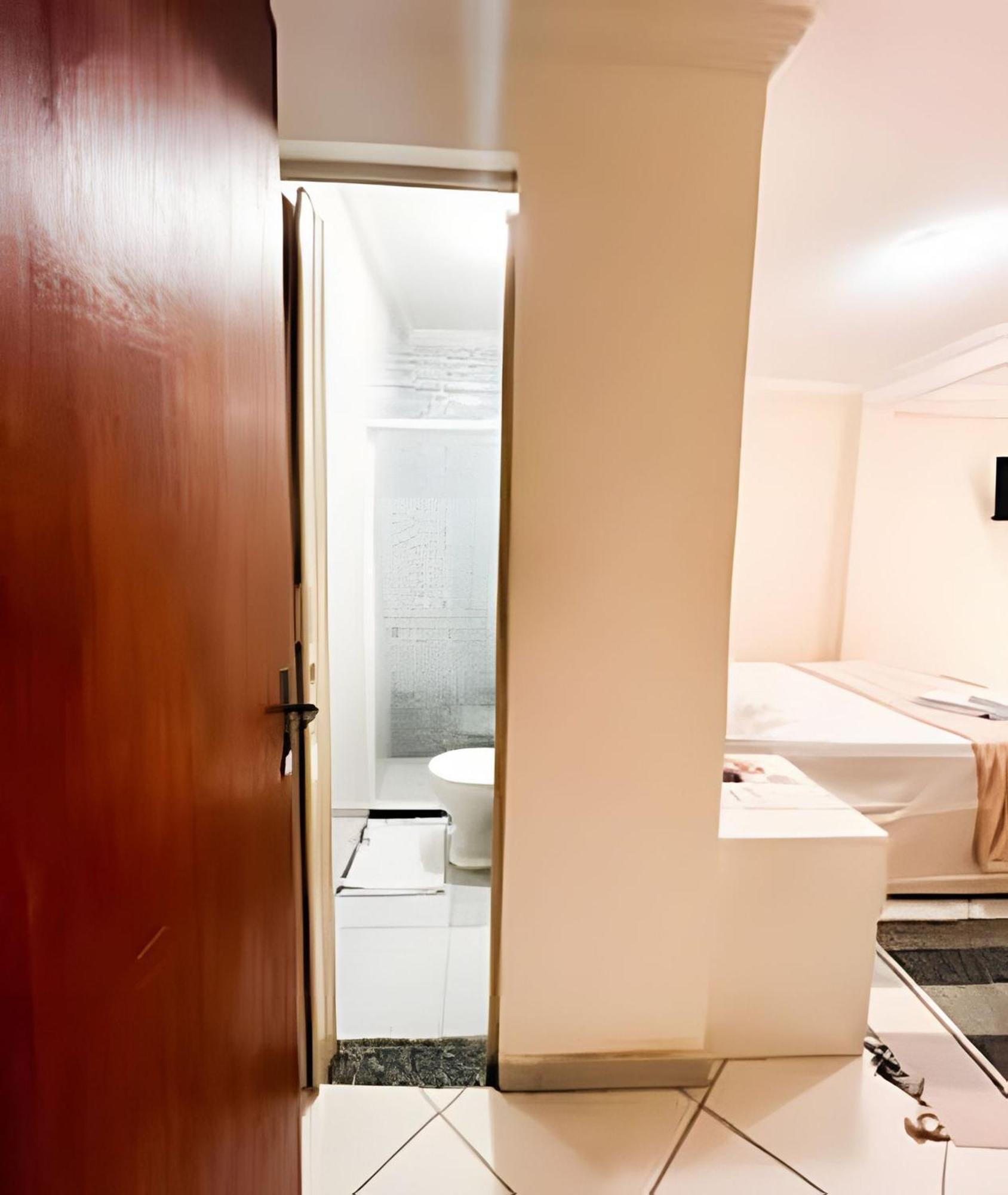 Apartamento Terreo Com Ac カボ・フリオ エクステリア 写真